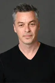 Janek Sirrs