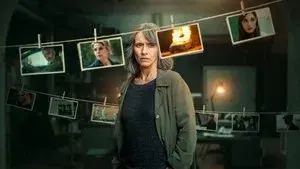 Sara - Woman in the Shadows