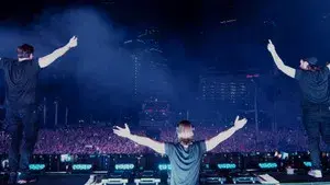 Leave the World Behind