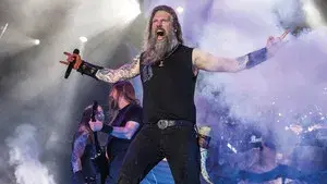 Amon Amarth: The Pursuit of Vikings: 25 Years In The Eye of the Storm