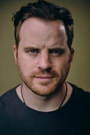 Robert Kazinsky